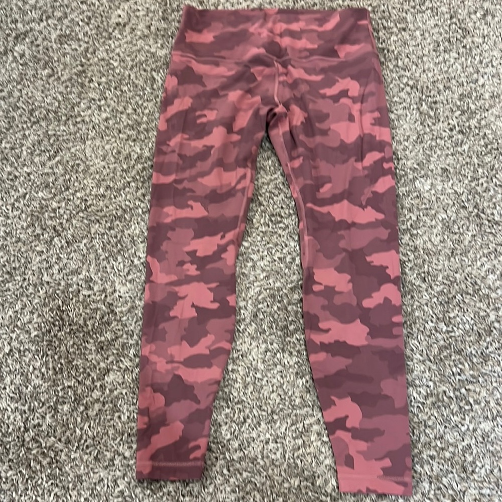Size 14 Lululemon Align High Rise Camo Brier Rose Multi Leggings